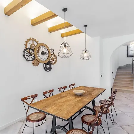 Villa Dionis With Heated Pool & Grill