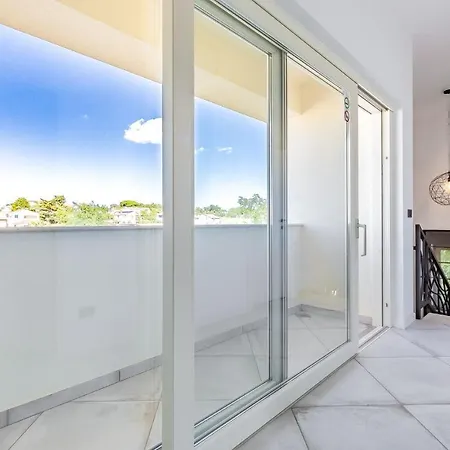 Dionis Villa